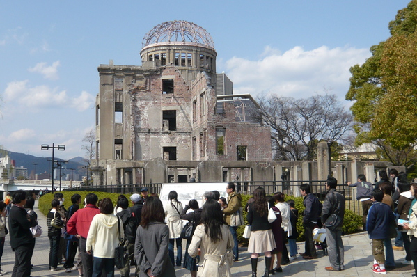 file:///home/kastor/daten/Japan/Freizeit/Fotos/03_28-29_Hiroshima_und_Miyajima/l1010319_1.jpg