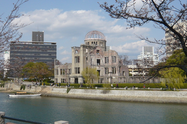 file:///home/kastor/daten/Japan/Freizeit/Fotos/03_28-29_Hiroshima_und_Miyajima/l1010322_1.jpg
